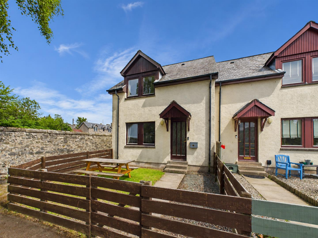 Main image of property: 1 Chapel Court, Grantown on Spey