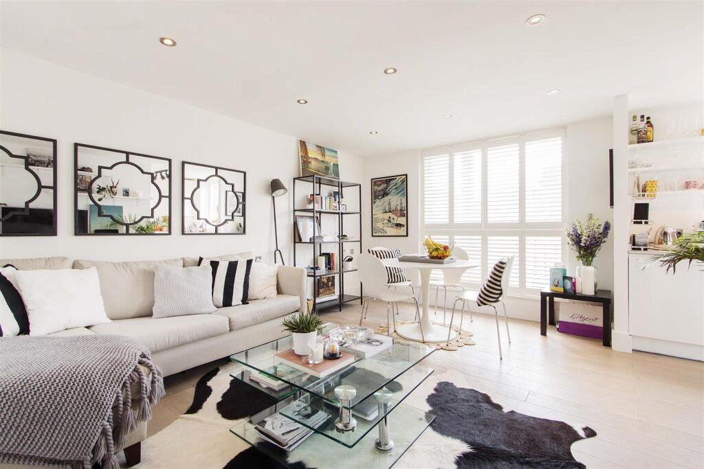 Apartment in London - View 5