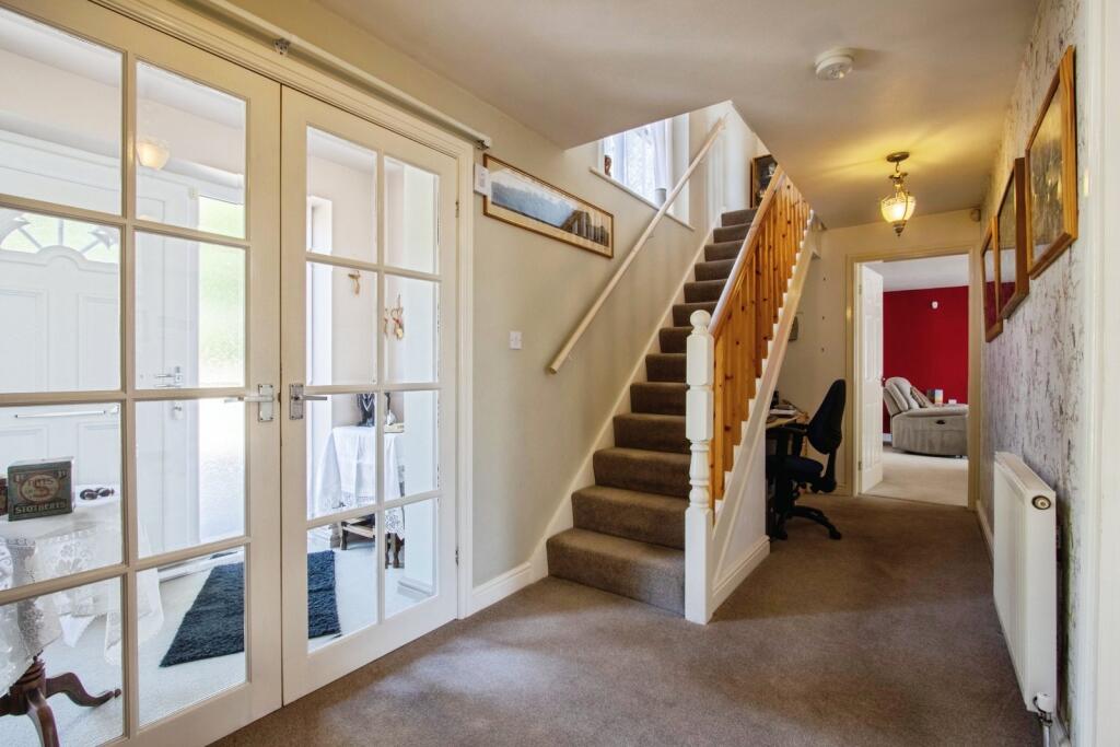 Additional image 11 of Tong Moor Side, Birkenshaw, Bradford, West Yorkshire, BD11