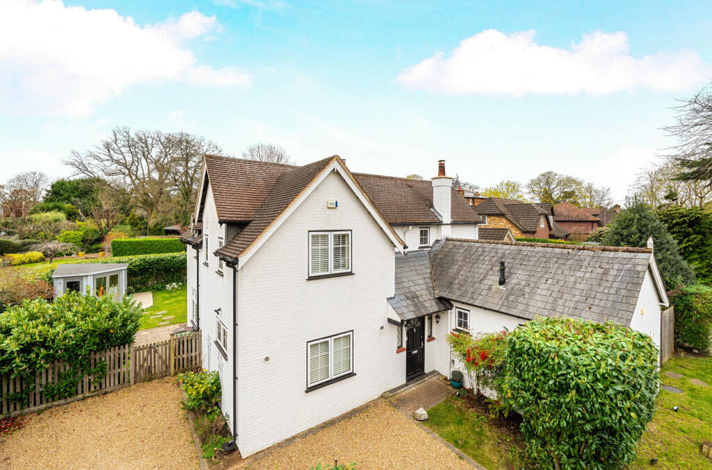 Main image of property: The Ridge, Woking, Surrey, GU22