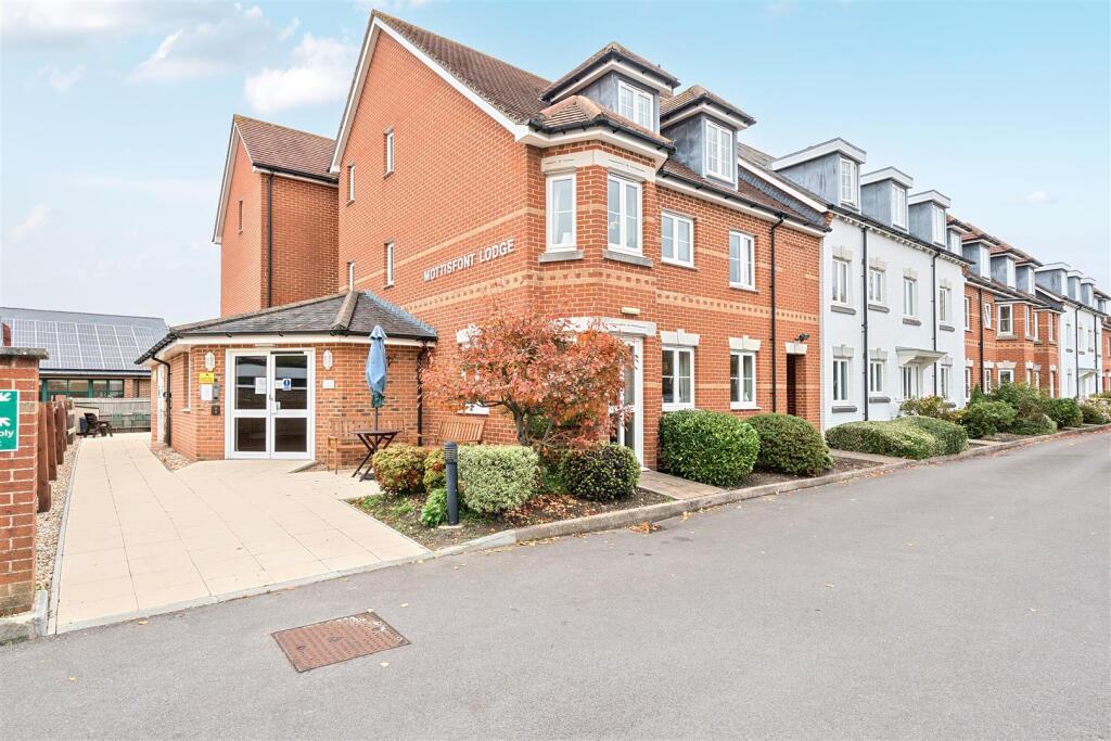 Main image of property: Mottisfont Lodge, Romsey, Hampshire