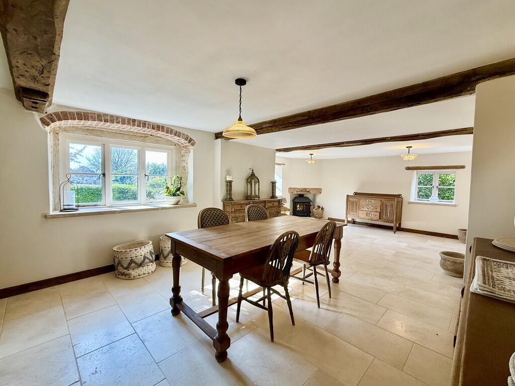 Additional image 10 of Clapton Lane Clapton