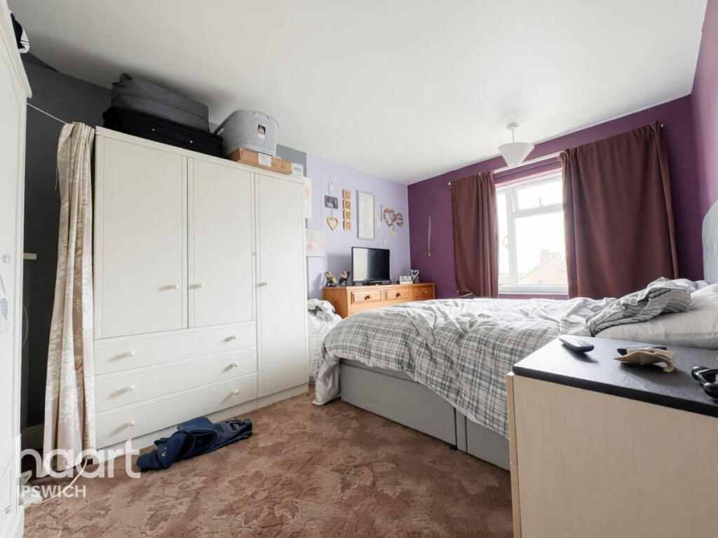Apartment in Ipswich - View 4