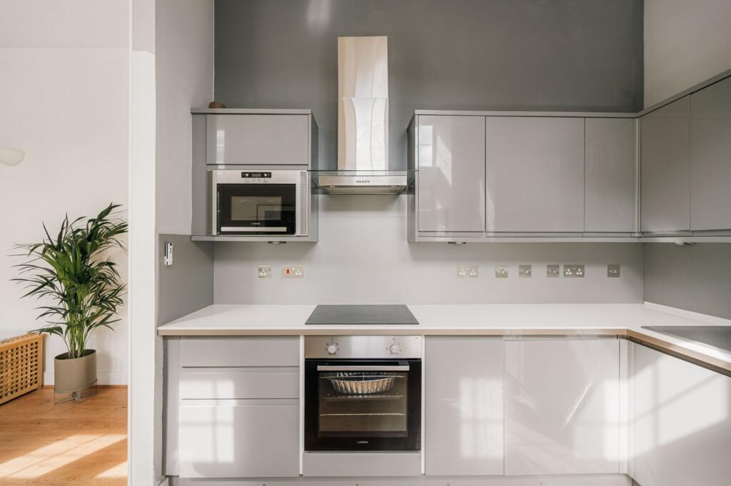 Apartment in Glasgow - More