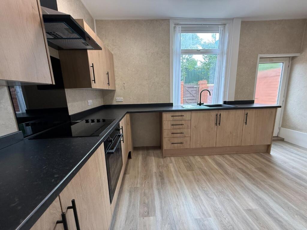 House in Bury, Greater Manchester - View 4