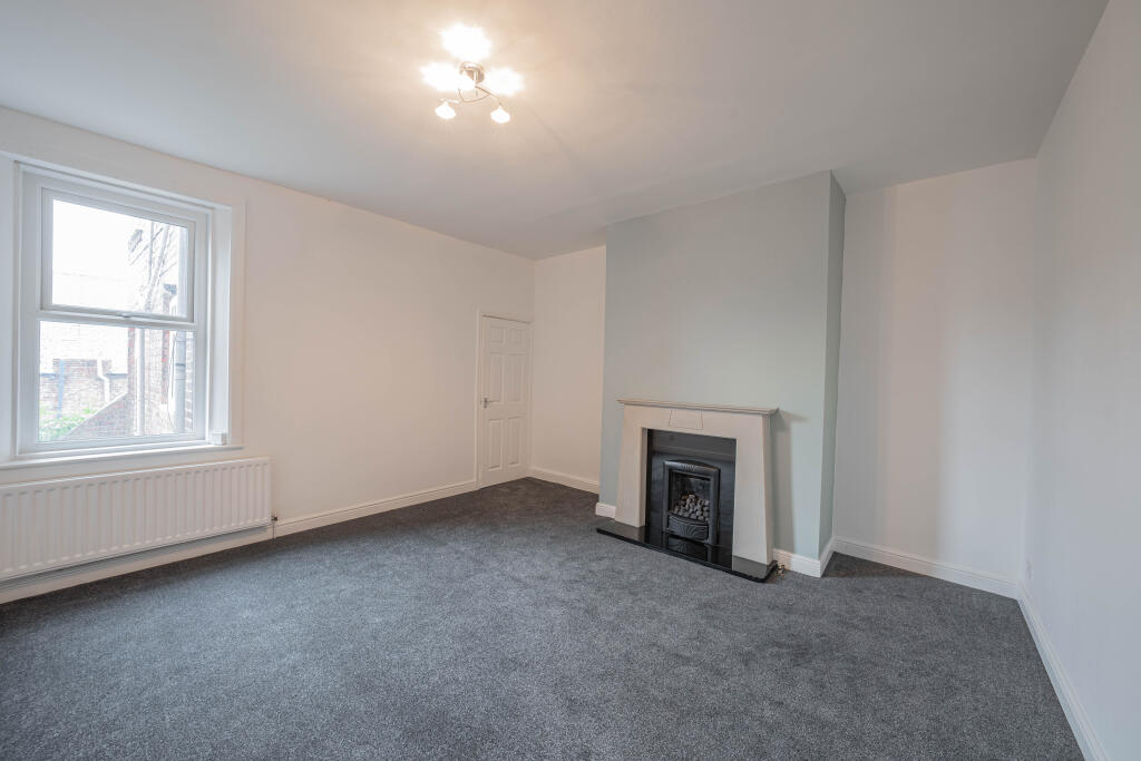 Apartment in Gateshead, North East - View 3