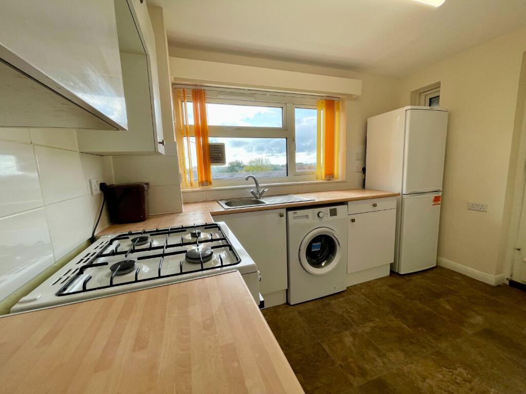 Apartment in Poole - View 4