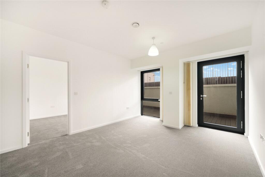 Main image of property: Ilford Hill, Ilford, IG1