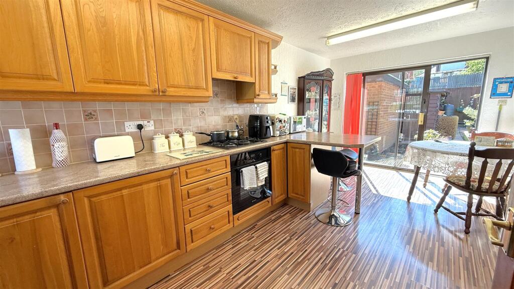 House in Birmingham, Selly Oak - View 2