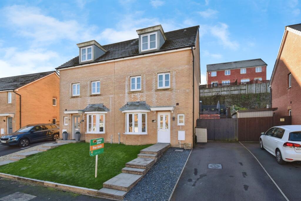 Main image of property: Pen Y Dyffryn, Swansea Road, Merthyr Tydfil