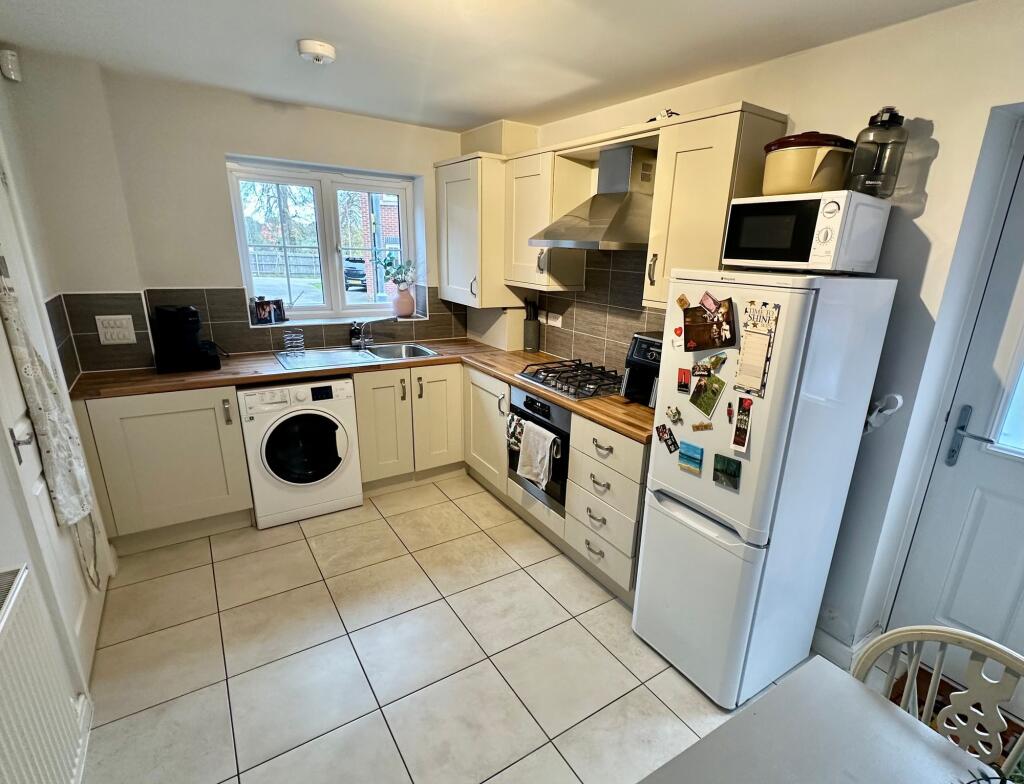 Marston Drive, Markfield, LE67 photo 3