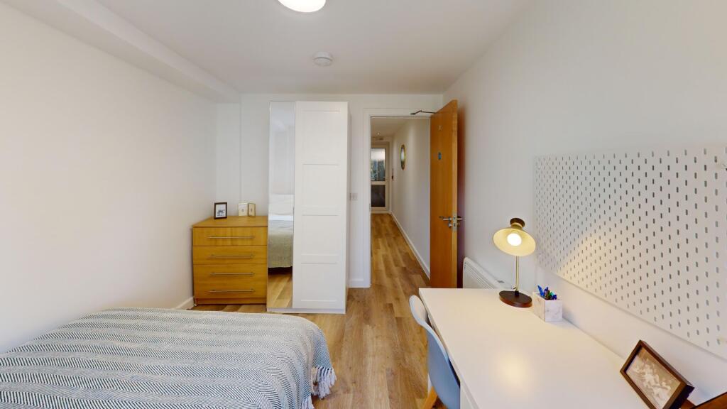 Apartment in Truro - View 4