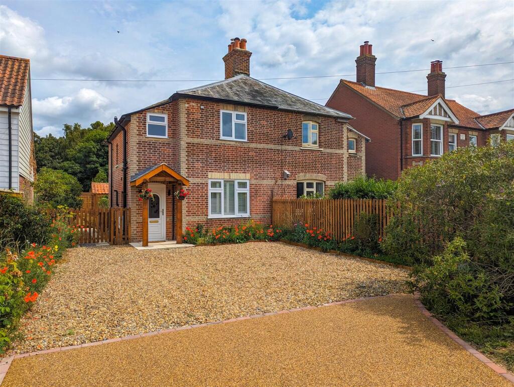 Main image of property: Aldeburgh, Suffolk