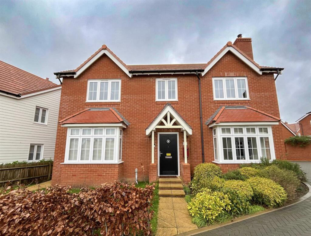 Main image of property: Poppy Drive, Horam, Heathfield TN21 9BL