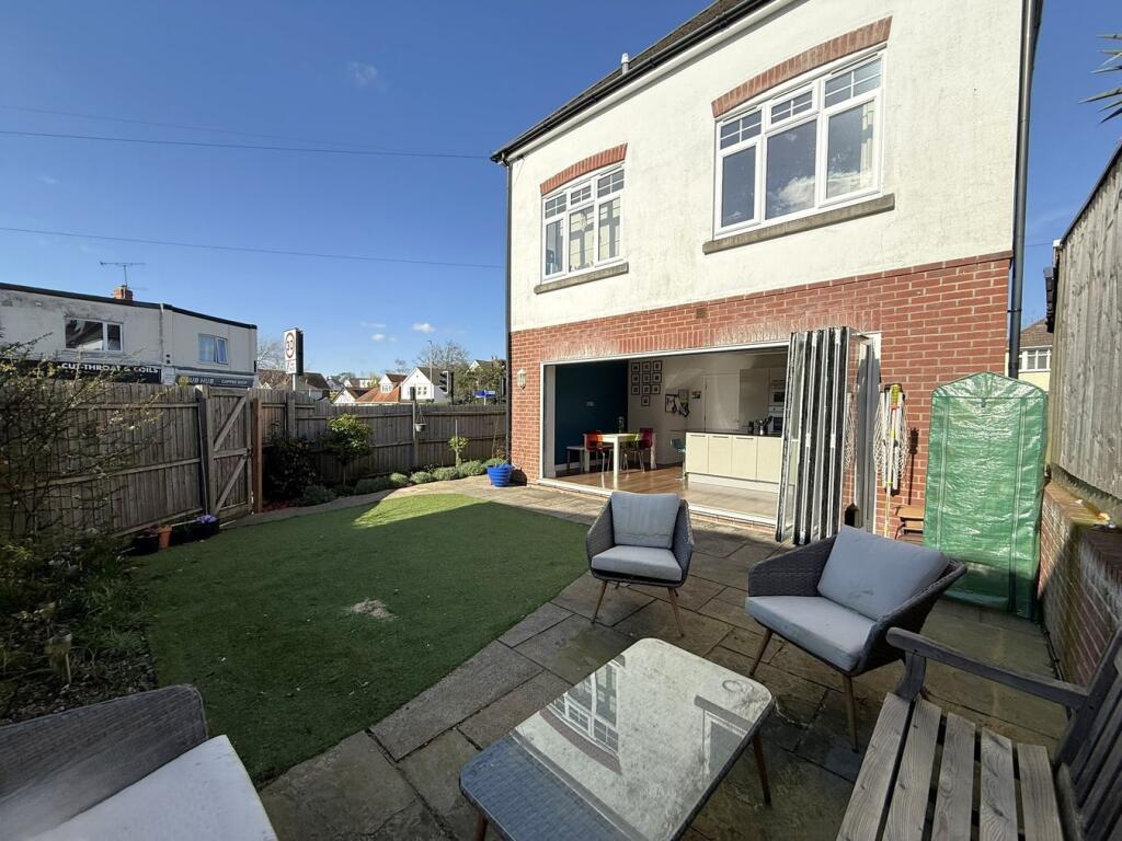 Fernside Road, Poole, BH15 photo 4