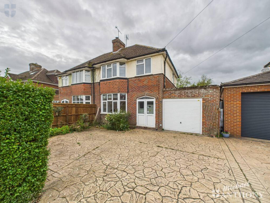 Main image of property: Limes Avenue, Aylesbury, Buckinghamshire