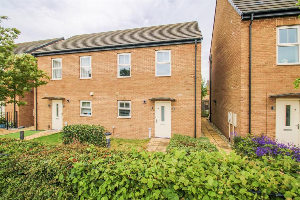 Main image of property: Cadley Hill Close, Ossett