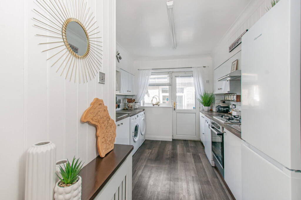 House in Hull, Kingston upon Hull - View 2
