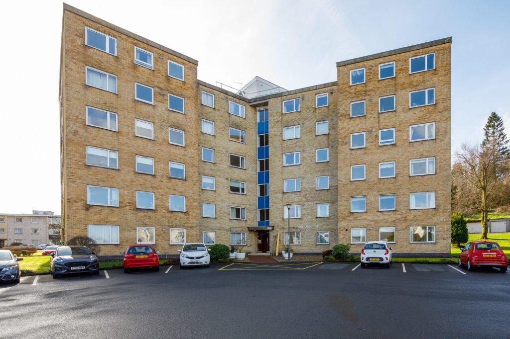 Main image of property: Broomcliff, 30 Castleton Drive, Newton Mearns