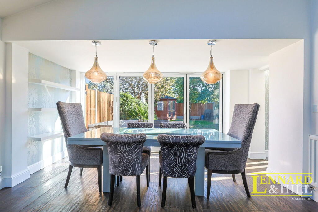 House in Romford - View 5
