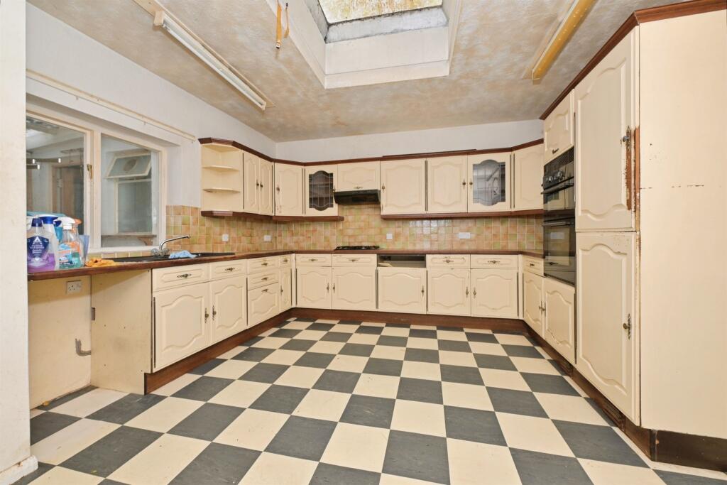 North Street, Oundle, Peterborough - View 2