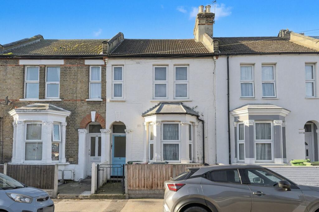 Main image of property: Ground Floor Flat, 42 Beauchamp Road, London, E7 9PD