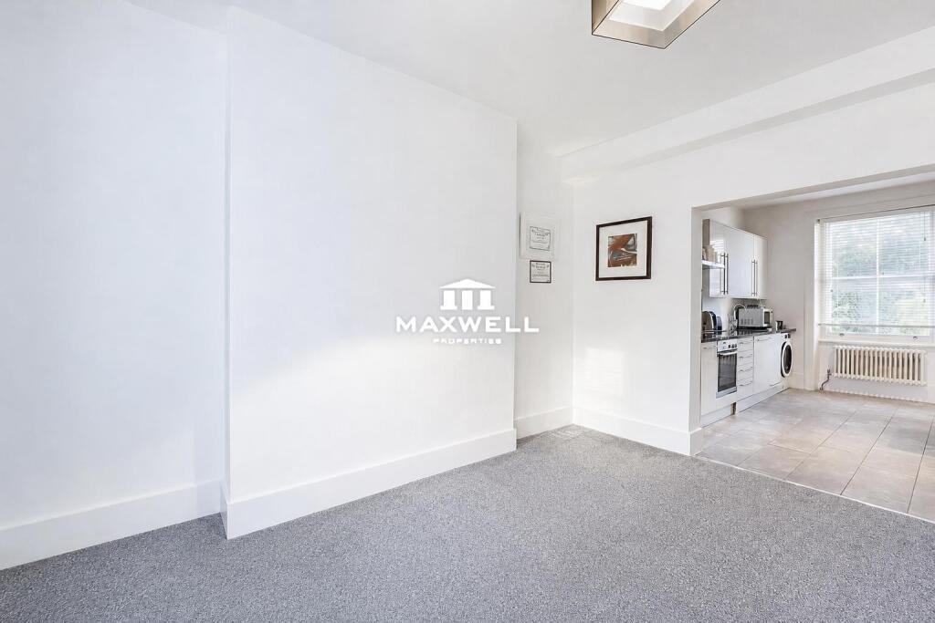 Apartment in London - View 5
