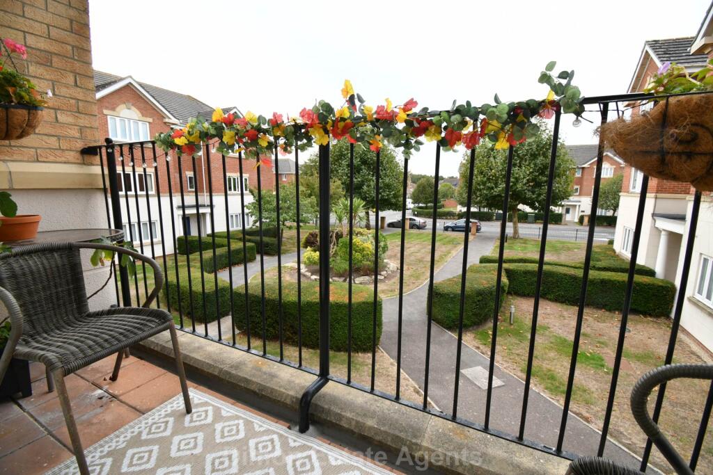Apartment in Portsmouth - View 4