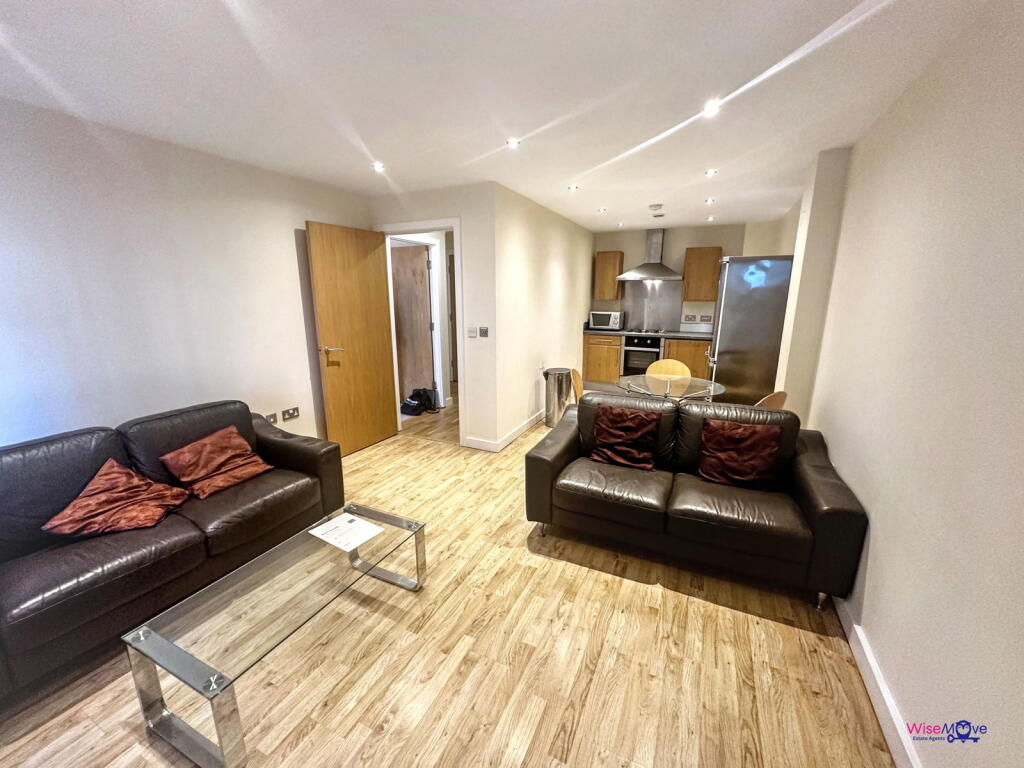 Apartment in Liverpool - View 2