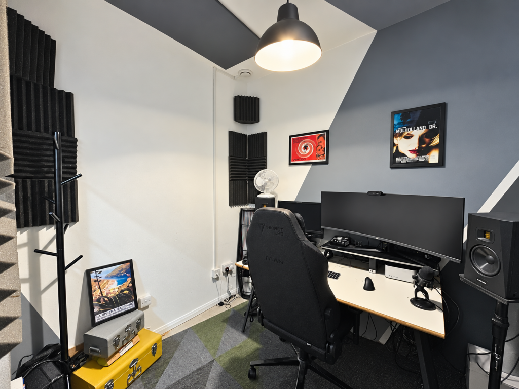 Podcast Room
