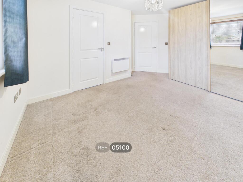 Apartment in Leeds - View 5