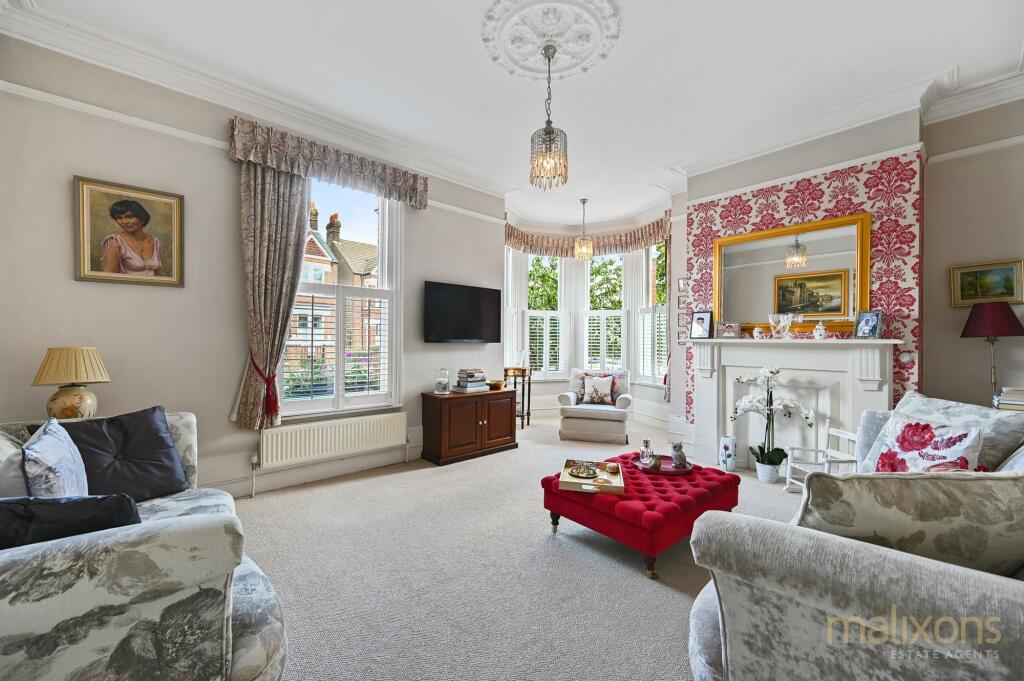 House in London - View 5