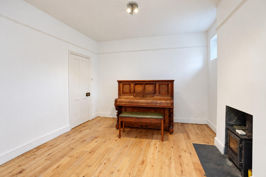 47 Ranelagh Road, Felixstowe photo 4
