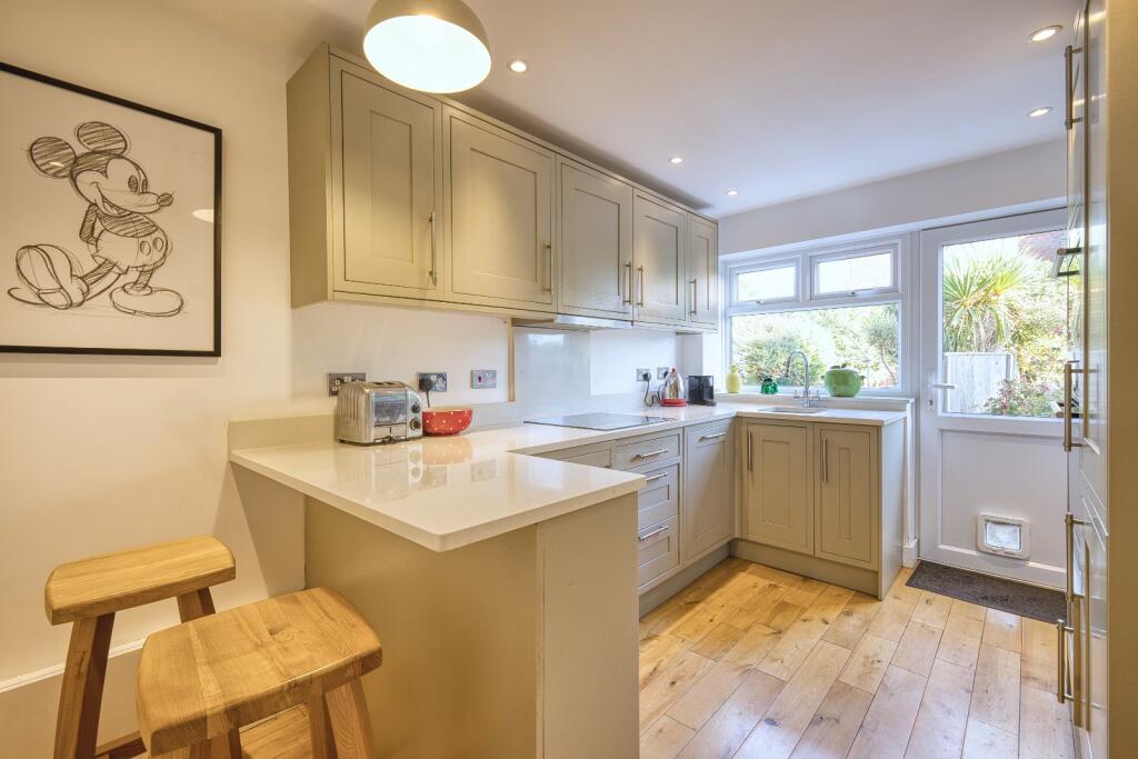 St. Peters Road, Broadstairs, Kent, CT10 photo 3