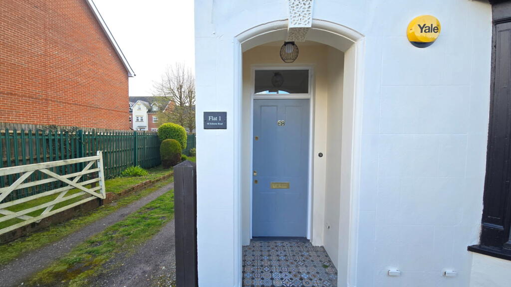 Main image of property: Enborne Road, Newbury, RG14 6AJ