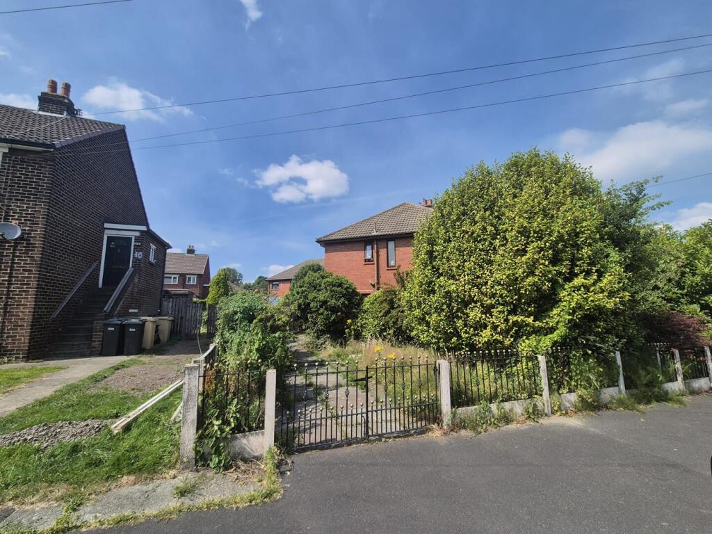 Holcombe Crescent, Kearsley, Bolton - View 4
