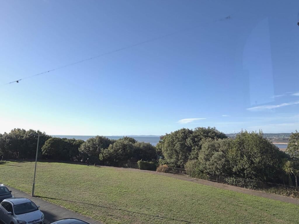 Apartment in Exmouth, Withycombe - View 4