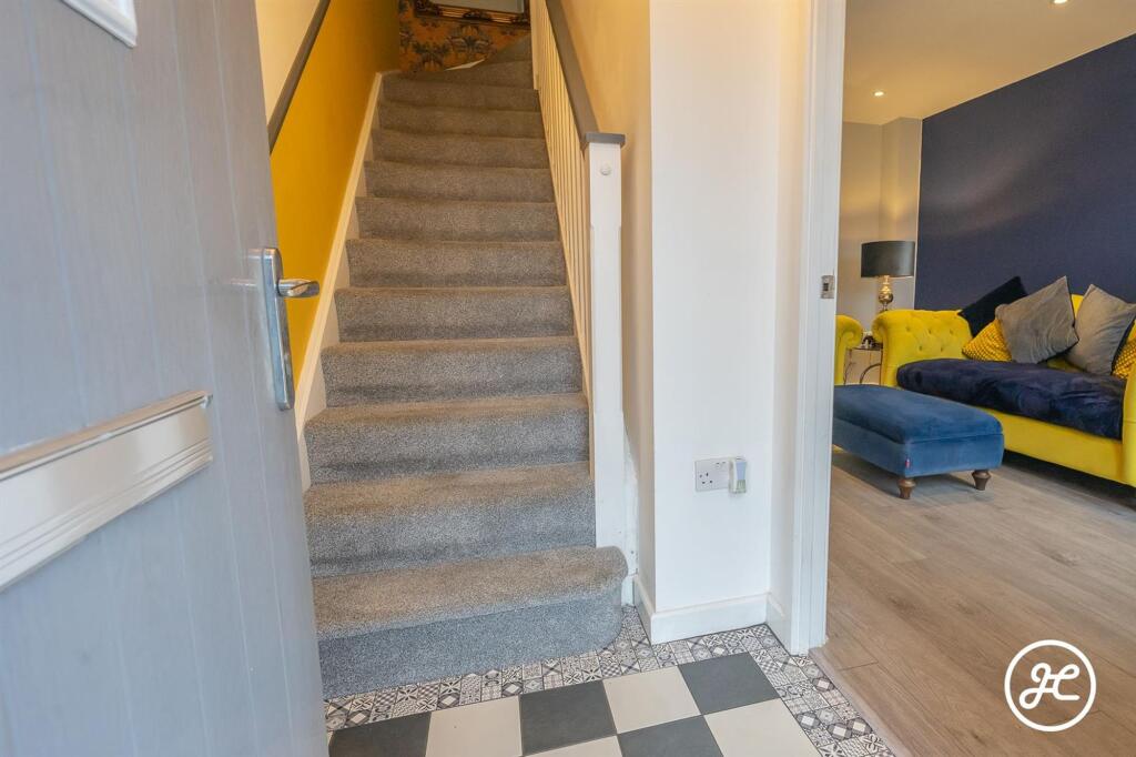 House in Taunton - View 2