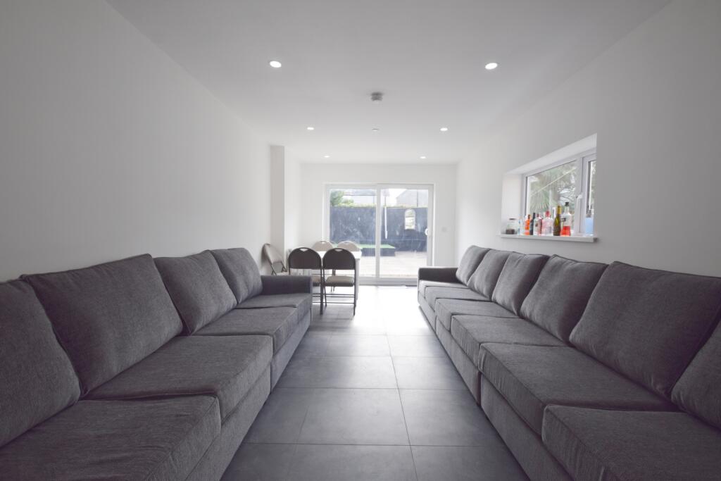 House in Cardiff - View 2