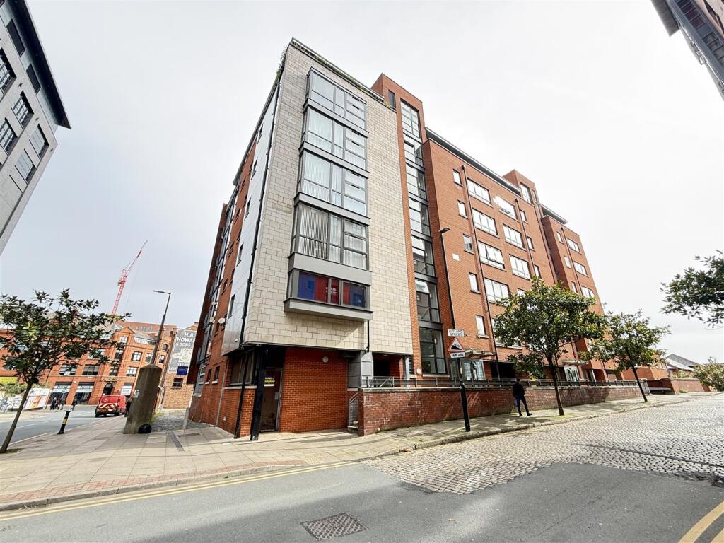 Main image of property: Jutland Street, Manchester