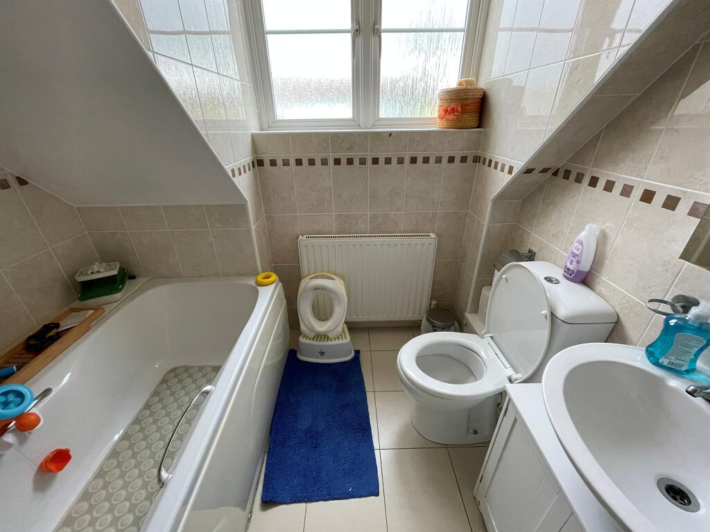 House in Peterborough, Stanground - More