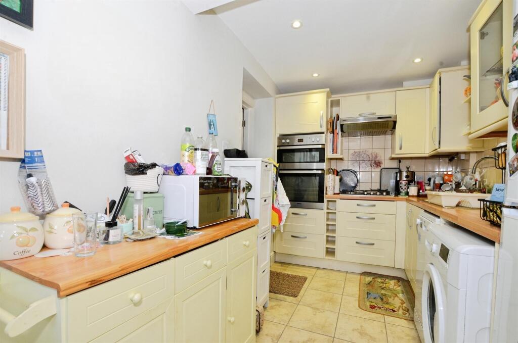 Additional image 11 of Wroxham Way, Harpenden