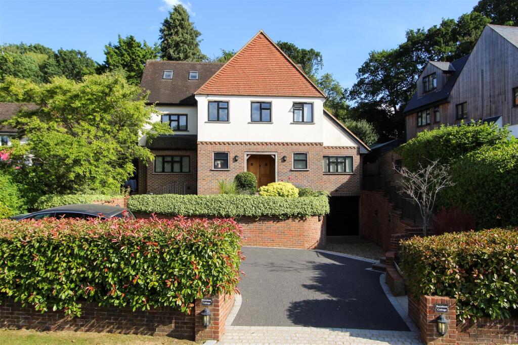 7-bed detached on Forest Drive, Kingswood, £1,300,000