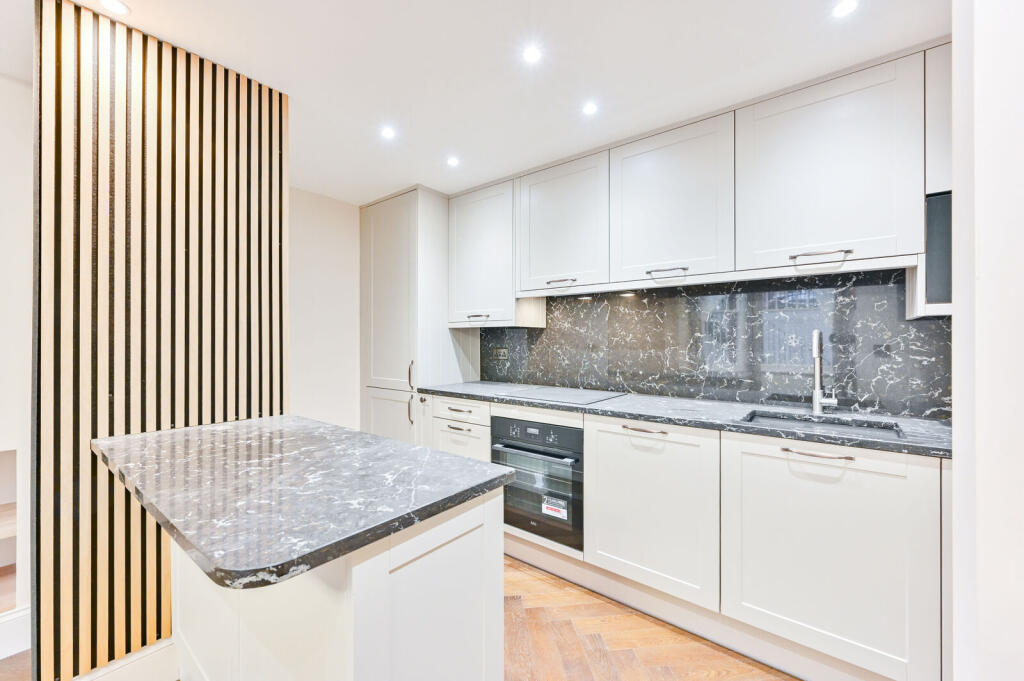Sutherland Avenue, Maida Vale, London, W9 photo 4