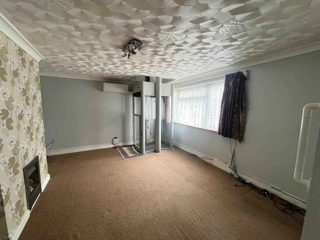House in Portsmouth - View 2