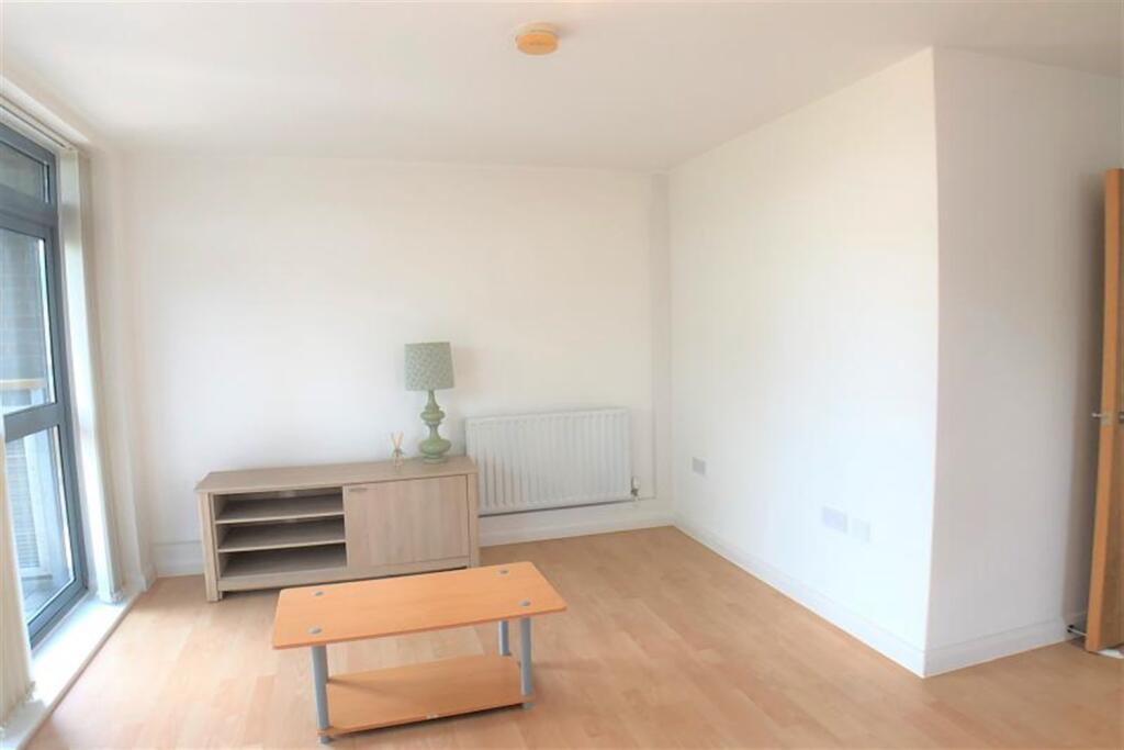 Apartment in London - View 3