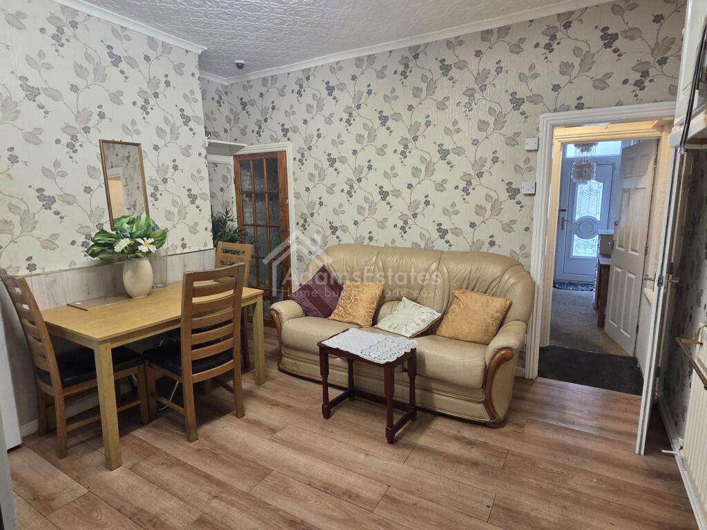 House in Wakefield - View 2