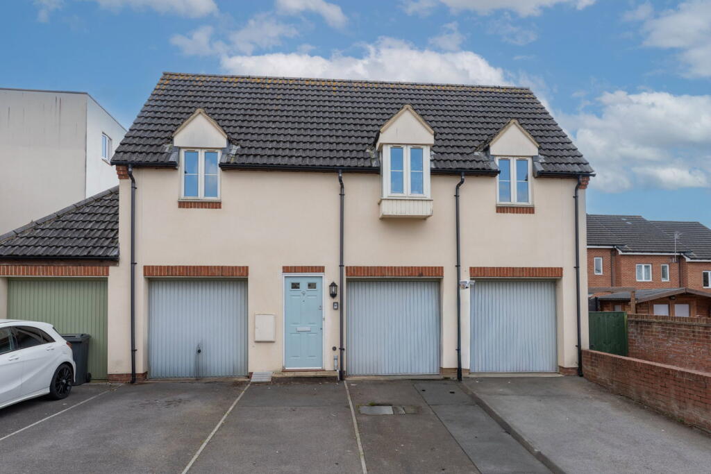 Main image of property: Robin Close,Abbeydale,Gloucester,GL4 4UY