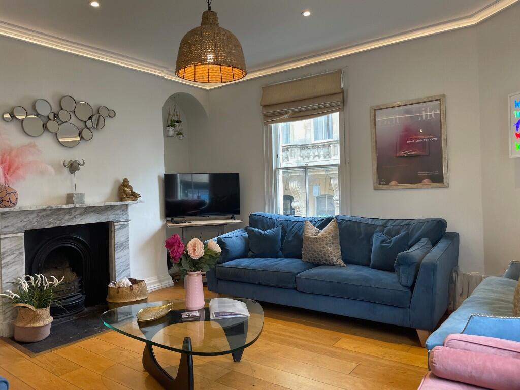 House in Bath, Kingsmead - View 3