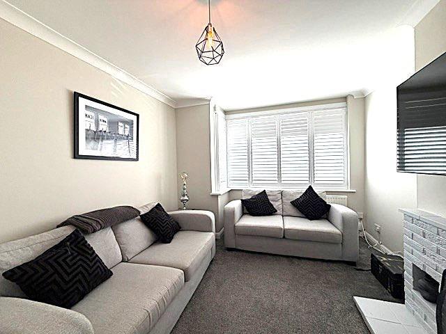 House in Three Rivers, Croxley Green - View 3